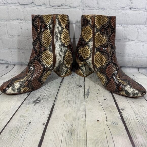 Buckle Chinese Laundry Ankle Booties Women’s Size 10 Animal Print Platform Shoes - Picture 5 of 15